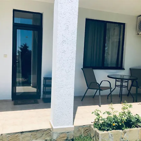 Apartment In Kambani Bells Saint Vlas Appartamento *